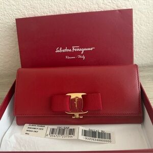 Salvatore Ferragamo long Wallet